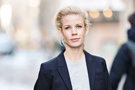 Drömmen vore att anna könig jerlmyr mötte ett antal sugna invandrare i en mörk gränd någon kväll så att hon fick känna på mångkulturens vidrigheter. Anna Konig Jerlmyr Urban Future