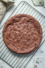Dieses low carb keto glutenfrei schokokuchen rezept ist ohne backen, ohne mehl und ohne ei. Einfacher Schokoladenkuchen Glutenfrei Rezept Elle Republic