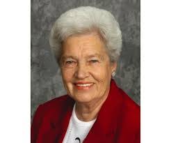 Kelly Kohls's Instagram, Twitter & Facebook