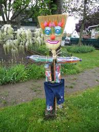 Fabrication Creation D Epouvantails Epouvantail De Jardin Art Des Jardins Epouvantail
