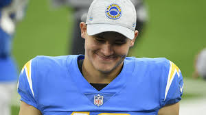 Hubert is the leader in food merchandising, tailored solutions and quality service across the us and canada. Justin Herbert S Haircut Before And After Did Buzz Cut Jinx Chargers Rookie Into Slump Sporting News