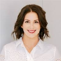 Kerri Mcdonnell's Instagram, Twitter & Facebook