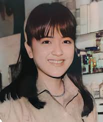 Throwback Thursday pose for friends