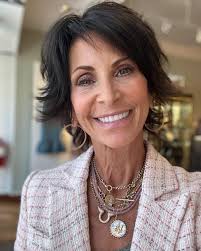 My version of #PINK. #sapphires #gold #neckmess #antique #jewelry #layers  #boutique #shopping#summer #fashion #trunkshow @francesheffernan  #jewelrydesigner #marakarzenjewelry