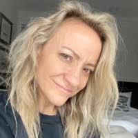 Jamie Basinger's Instagram, Twitter & Facebook