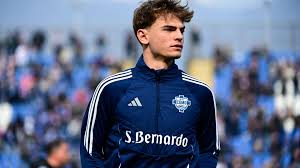 Real Madrid set to trigger Nico Paz buy-back clause after seeing midfielder  inspire Como to 10th place finish in Serie A | Goal.com