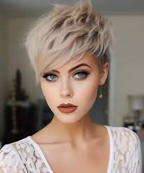 Hi! Im looking for two layered cut models this monday! one at 3 and the  other at 5!