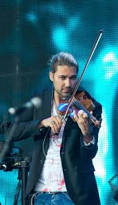 Informationen zu den urhebern und zum lizenzstatus eingebundener mediendateien (etwa bilder oder videos) können im regelfall. Pin Auf David Garrett