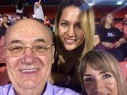 Carolina losada es una modelo y conductora de televisión. Carolina Losada On Twitter En Las Buenas Y En Las Malas En Familia Siempre Alentando Http T Co Tramcejpku