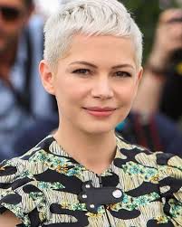 Michelle Williams anuncia gravidez do terceiro filho