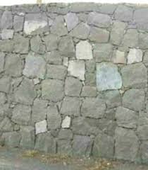 Uno sfondo per la tv in pietra dona un'eleganza unica e magica alla casa. Pietra Lavica Per Muri O Altri Usi Ebay