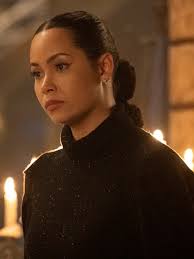 Charmed saison 3 vostfr et vf en streaming gratuitsérie créée par constance m. Charmed 2018 Season 3 Episode 8 Review O The Tangled Web Tv Fanatic