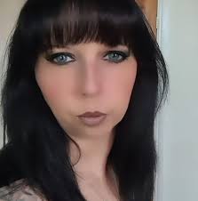 Oh my days. Lol. Iv just booked to see a knot tribute band here in  Cornwall. Never knew there was one. 🤟🤟🤟 Fingers crossed there good.