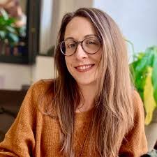 Rachael Johnstone's Instagram, Twitter & Facebook