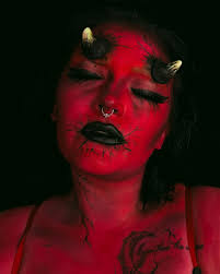 Amanda Leigh Artistry added a new...