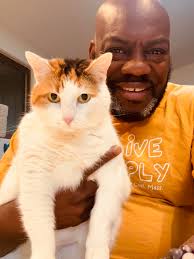 Good morning with Mrs.Davenport,,I've know this cat for a while and I get  to Sit with her often. She is adorable and very talkative. She doesn't like  when I'm