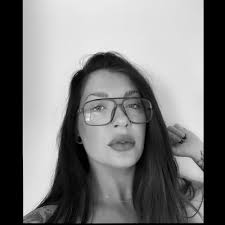 Emily Phinney (@iPhinney)