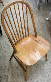 The windsor chair, the prototype of most stick or spindle chairs, has been made since the 17th century and is probably the strongest, most enduring and most influential of all the wooden cottage. Uhuru Furniture Collectibles Pair Of Oak Windsor Chairs 55 Sold