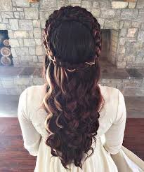 30 Wunderschone Geflochtene Half Up Half Down Frisuren Frisuren Geflochtene Wunderschone Weddingh Mit Bildern Frisuren Mittelalterliche Frisuren Frisur Ideen