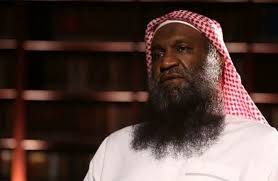 و يذكر أن الكلباني أصدر فتوه أباح فيها الغناء مؤكدا أن الغناء مباح بكل حالاته سواء كان بالموسيقى أو بدونها، شريطة أن لا يصاحبها مجون أو سكر أو التلفظ بكلام ماجن قبل أن. ØªØ¹Ù„ÙŠÙ‚ Ø¹Ù†ØµØ±ÙŠ Ù„Ø¥Ø¹Ù„Ø§Ù…ÙŠ Ø³Ø¹ÙˆØ¯ÙŠ Ø¨Ø­Ù‚ Ø§Ù„ÙƒÙ„Ø¨Ø§Ù†ÙŠ Ù‡ÙƒØ°Ø§ Ø±Ø¯ Ø¹Ù„ÙŠÙ‡