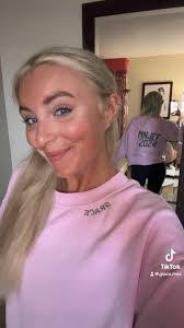 Christine Frezza's Instagram, Twitter & Facebook