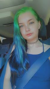 Billie Eilish hair colors. My love 💙💙