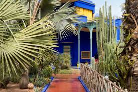Welk bedrijf maakt jardin majorelle mogelijk? The History Of Jardin Majorelle The Marrakech Garden That Transfixed Yves Saint Laurent Garden Collage Magazine