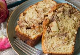 Bananele le pisati bine cu o furculita sau la blender. Chec Pufos Cu Mere È™i ScorÈ›iÈ™oarÄƒ Click