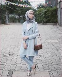 Termasuk, ya, jaket jeans wanita hijab. 87 Fesyen Muslimah Ideas Fesyen Wanita Hijab Pakaian Hijab
