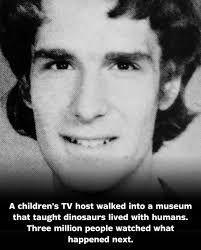 American soldiers liberate Dachau concentration camp