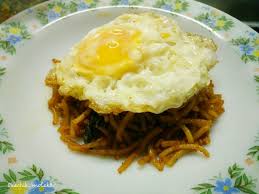Beberapa bahan untuk pembuatan mie kwetiau goreng telur: Pin On Foodlover