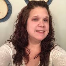 Heidi Collette's Instagram, Twitter & Facebook