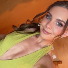 Leah Galloway (@leah_galloway)