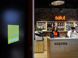 Palatul cotroceni) is the official residence of the president of romania.it is located at bulevardul geniului, nr. Orange A Deschis La Cluj Napoca Primul Smart Shop La Nivel De Grup Cum AratÄƒ Magazinul