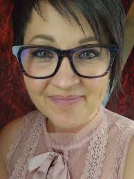 Discover the New Pretty Love Snail with Suction Cup Base