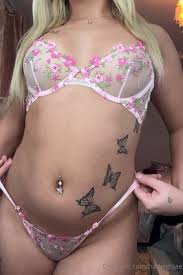 Watch online HarleighJae aka harleighjae OnlyFans - Shall I take these off  for you baby on X-video