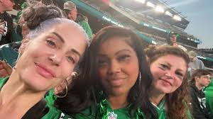 Mama Kelce's Visit to a Philadelphia Store