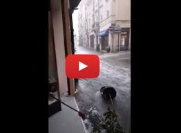 Meteo Cronaca Diretta Video Schio Vi Violento Nubifragio Con Grandine Travolge Tutto Ecco Le Immagini Ilmeteo It