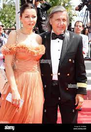 Amalia Nastase und ehemaliger rumänischer Tennisspieler Ilie Nastase "Dupa  Dealuri" (Beyond the Hills) Fototermin während der 65. jährlichen Cannes  Film-Festival Cannes, Frankreich - 19.05.12 Stockfotografie - Alamy