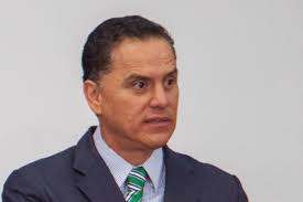 He also served as municipal president of tepic between 2008 and 2011. Prohiben Entrar A Roberto Sandoval Castaneda A Eu Partidero