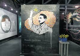 Upamiętnia go mural przy ulicy karmelickiej. Mural Marka Edelmana W Sobote Uroczyste Odsloniecie Dziennik Lodzki