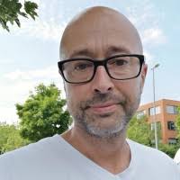 400+ perfiles de «Janker»