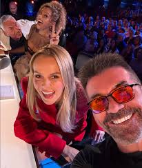 Les Dents de Simon Cowell : Le Secret de son Sourire à 2 999 € Dévoilé !