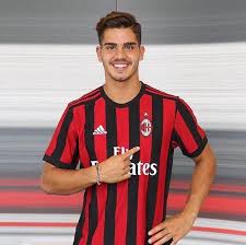 André miguel valente silva (gondomar, oporto, 6 de noviembre de 1995) es un futbolista portugués que juega como delantero en el eintracht fráncfort de la 1. Andre Silva Wallpapers Para Android Apk Baixar