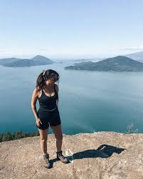 guess how many bears @kaylamckenzie26 and i had to fight off