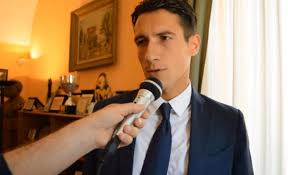 Defamatory or malevolent submissions will be removed. Napoli Crotone Sara Diretta Dall Arbitro Di Martino Ilnapolista