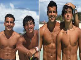 Ramón casas se convirtió en padre a los 19 años con la llegada de mario. Los Hermanos Casas Unidos Por Algo Mas Que Los Genes