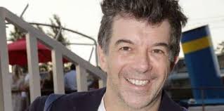 Stephane Plaza Devoile Ou Il Vit C Est Pour Le Moins Etonnant Stephane Plaza Appartement Parisien Train De Vie