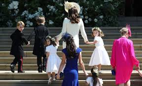 Auch herzogin meghan gehört dazu. Prince George And Princess Charlotte S Cutest Royal Wedding Photos As Page Boy And Bridesmaid