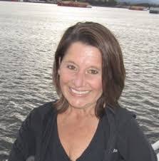 Jane Rolfe's Instagram, Twitter & Facebook